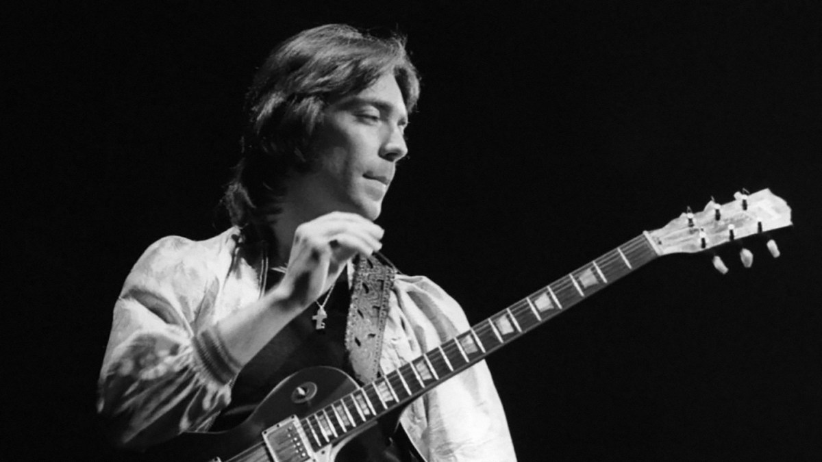 Steve Hackett – Hands Of The Priestess pt 1/Tower Struck Down/Hands of ...